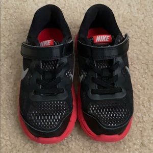 Black and Red Nike’s for Toddler size 9